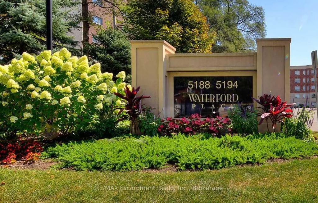 5188 Lakeshore Road 310, Burlington