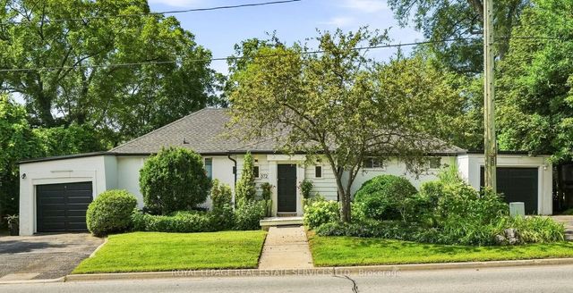 372 Trafalgar Road, Oakville