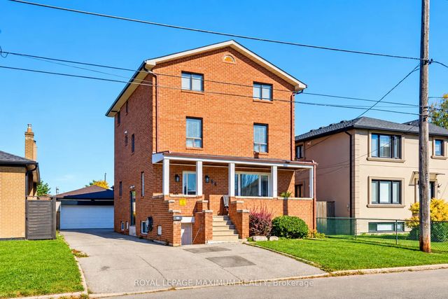 84 Gilley Road, Toronto W05
