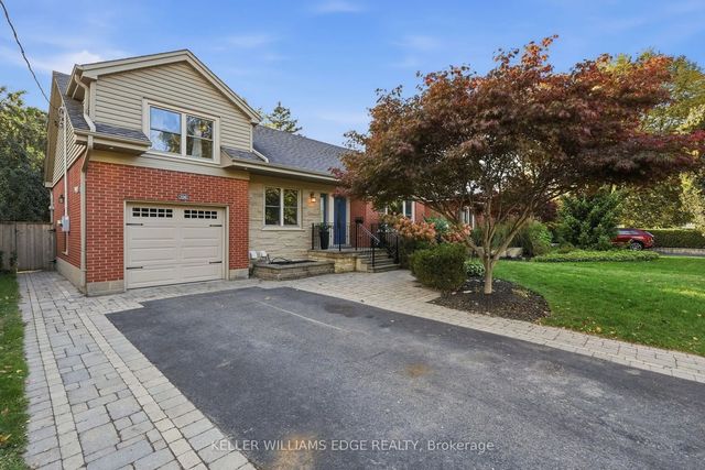 706 Brentwood Drive, Burlington