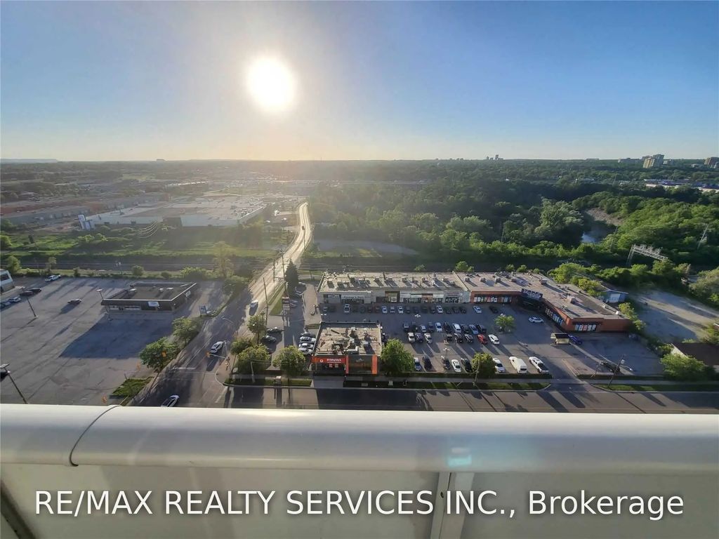 65 Speers Road 1701, Oakville