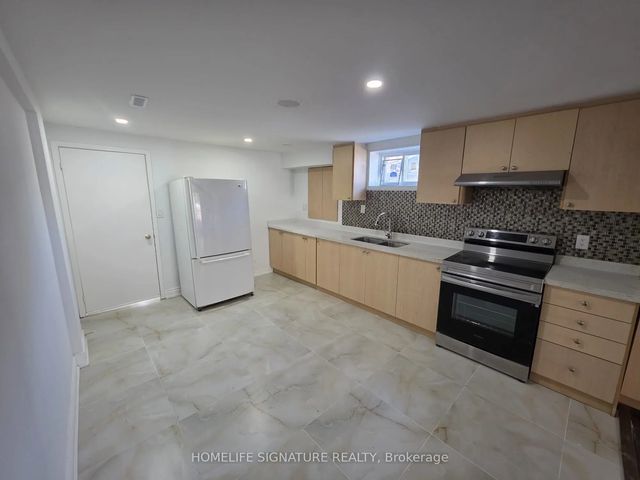 22 Medina Place Basement, Brampton