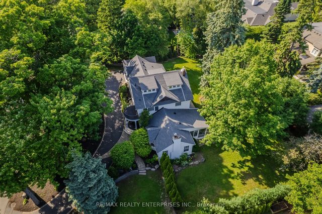 317 Gloucester Avenue, Oakville