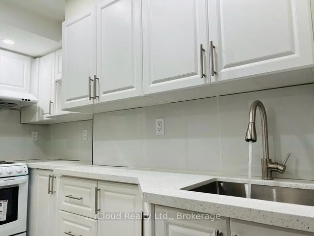 35 Brixham Lane Basement Unit, Brampton