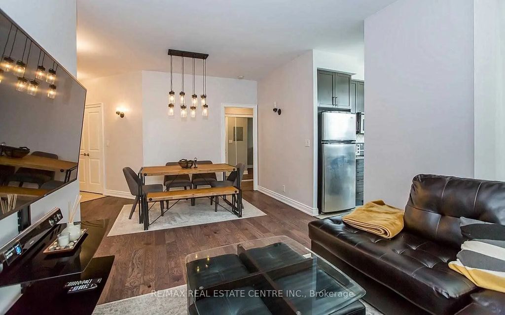 80 Absolute Avenue 1209, Mississauga