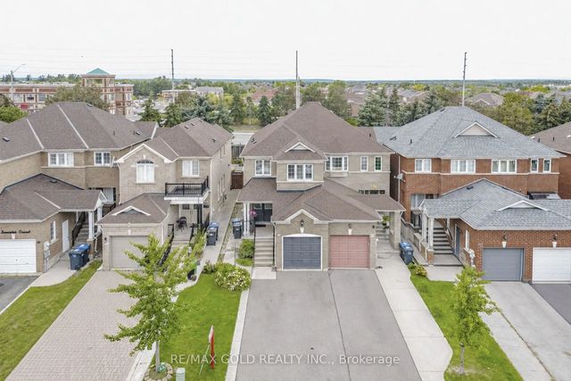36 Summerdale Crescent, Brampton