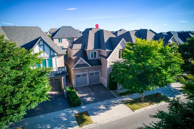 144 North Park Boulevard, Oakville
