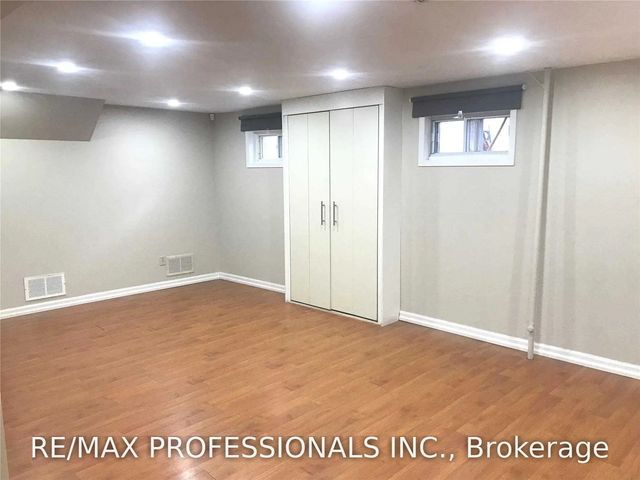 1582 Otterby Road Bsmt, Mississauga
