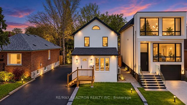 23 Sixteenth Street, Toronto W06