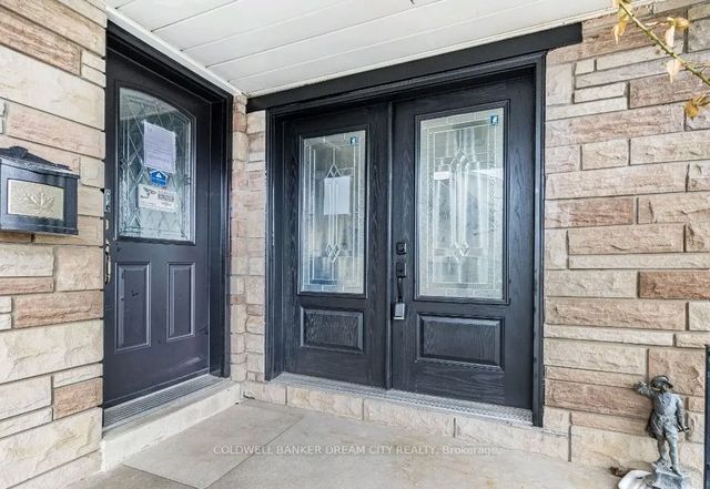 231 Elizabeth Street S Lower, Brampton
