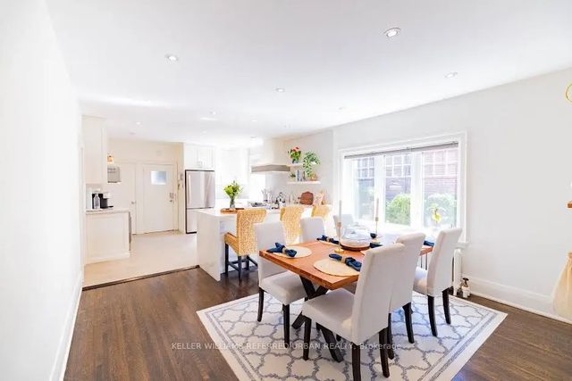 199 Parkside Drive Main, Toronto W01