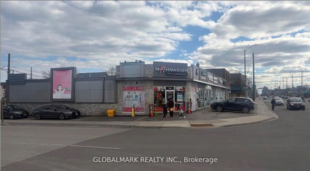 732 Lakeshore Road E, Mississauga