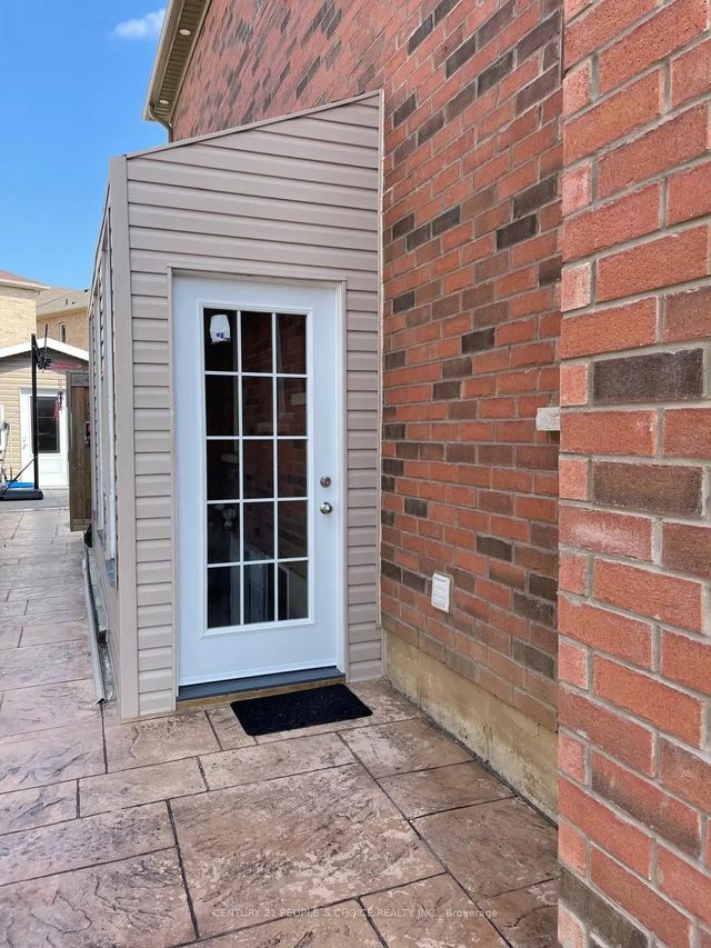 12 Tetra Court Bsmt, Brampton