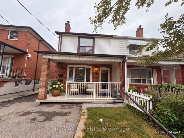 26 Grandville Avenue, Toronto W03