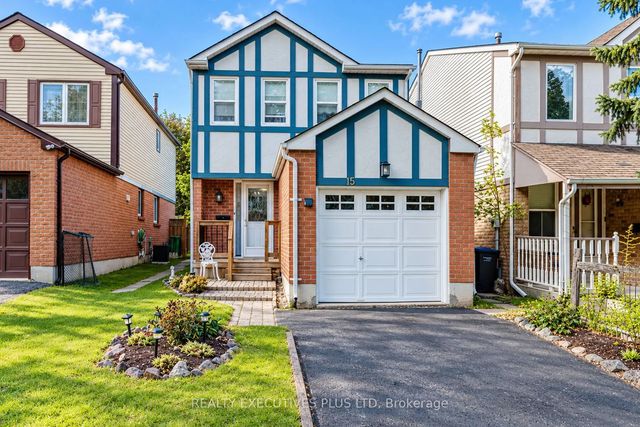 15 Mangrove Road, Brampton