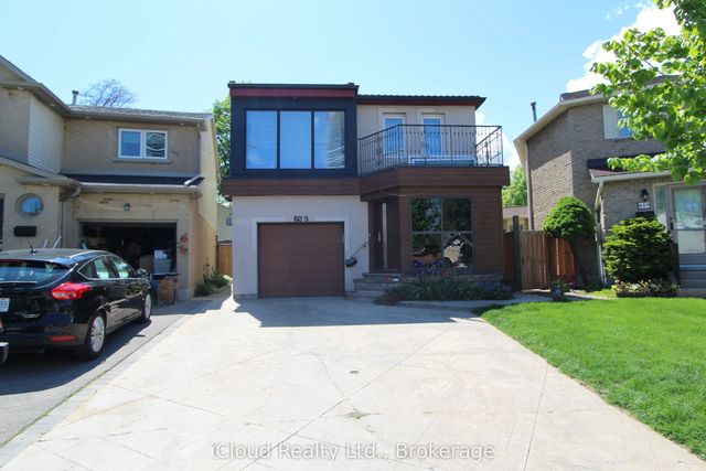 623 Hardfordshire Lane, Mississauga
