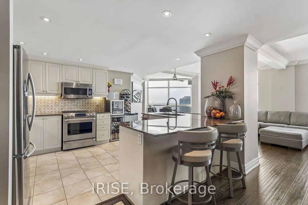 9 George Street Ph01, Brampton