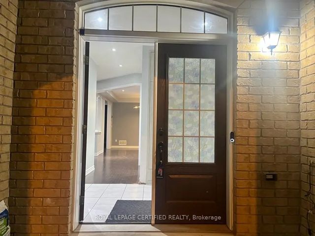 7 Richmead Road, Brampton