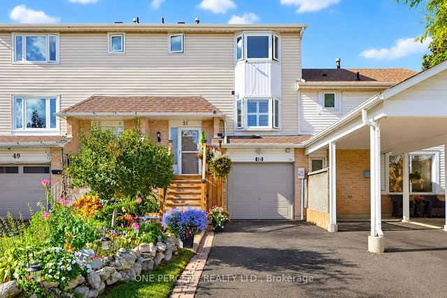 51 Courtleigh Square, Brampton