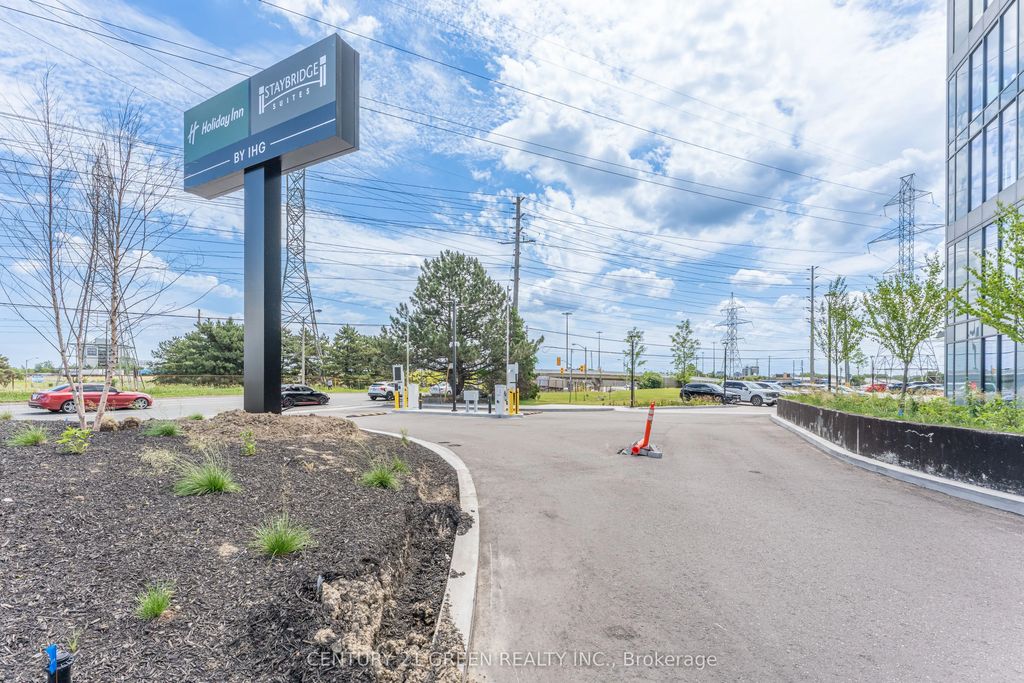 998 Martin Grove Road 323, Toronto W10