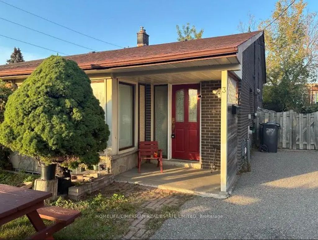 3 Benton Street, Brampton