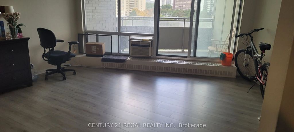 380 Dixon Road 804, Toronto W09