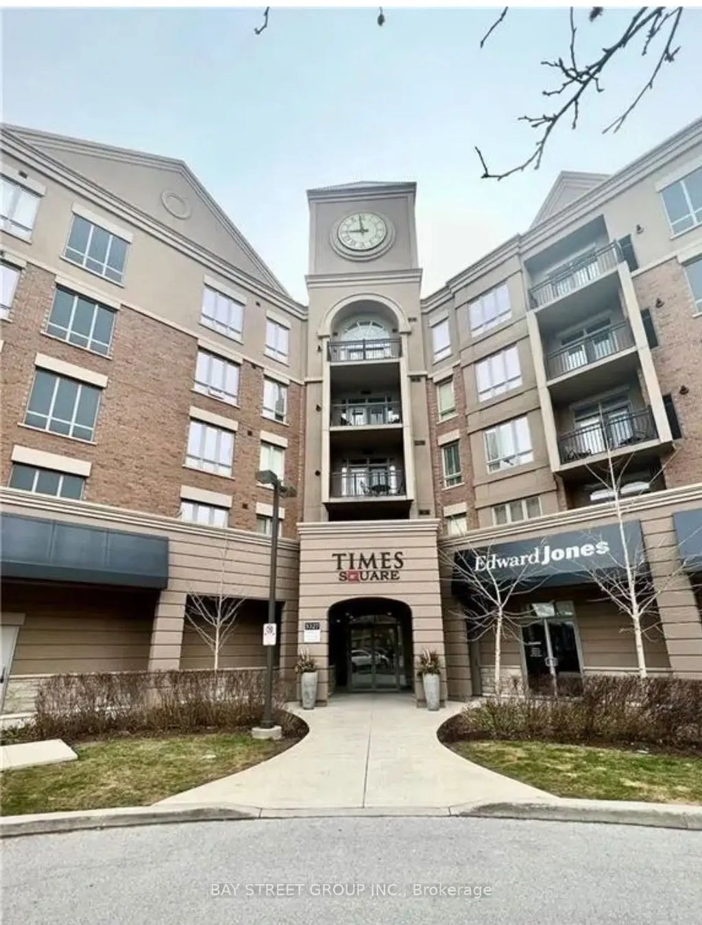5327 Upper Middle Road 210, Burlington