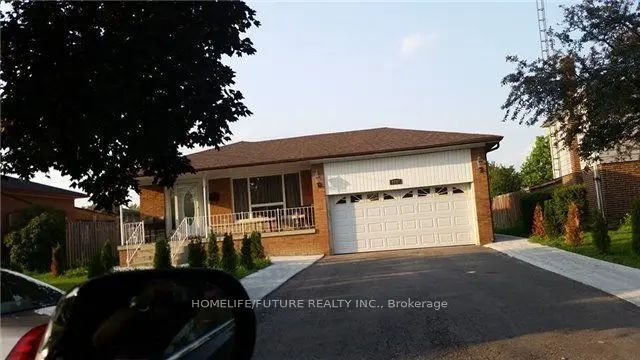 7147 Harwick Drive Main, Mississauga