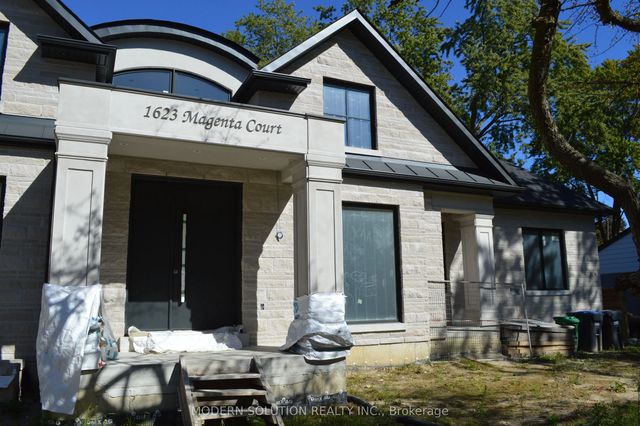 1623 Magenta Court, Mississauga