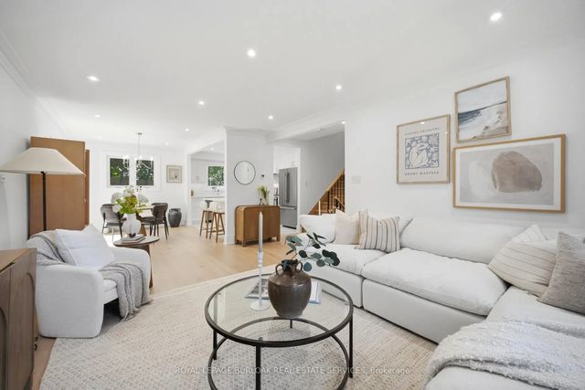 1379 Christina Court, Burlington