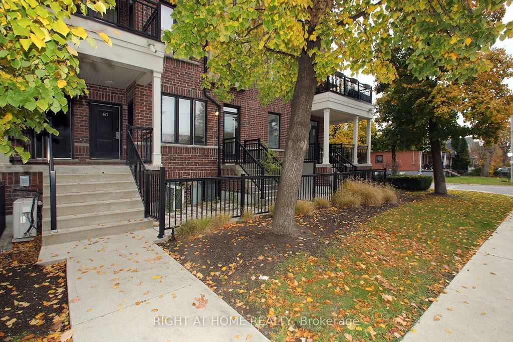 50 Carnation Avenue 147, Toronto W06