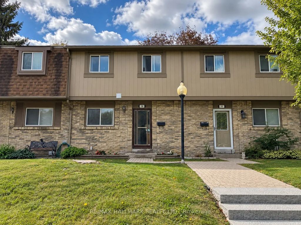 81 Hansen Road N 98, Brampton