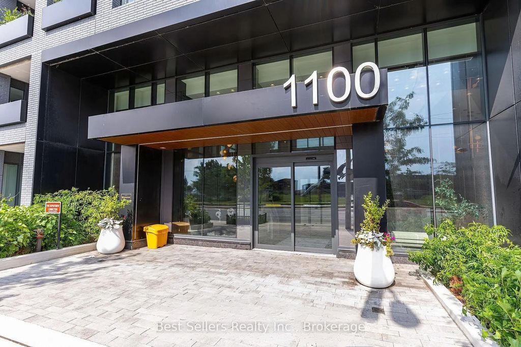 1100 Sheppard Avenue W 908, Toronto W05