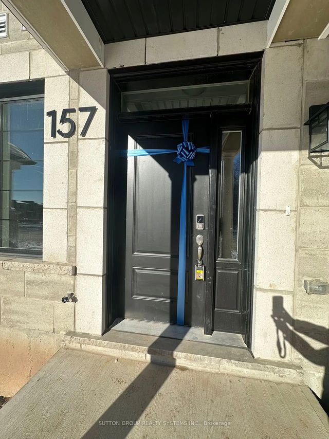 157 Settlers Road, Oakville