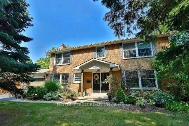 1585 Crombie Road, Mississauga