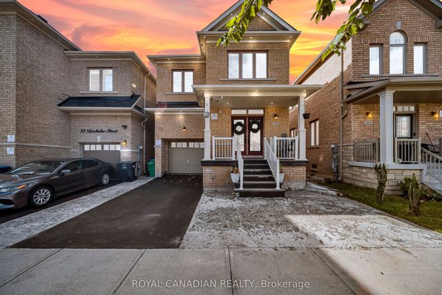 33 Bachelor Street, Brampton
