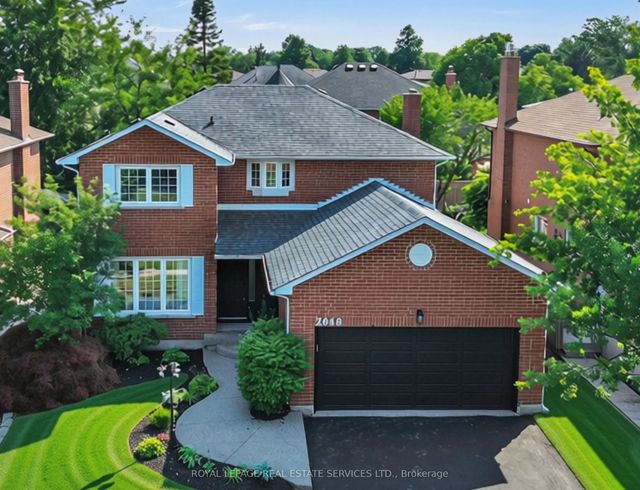 2048 Sixth Line, Oakville