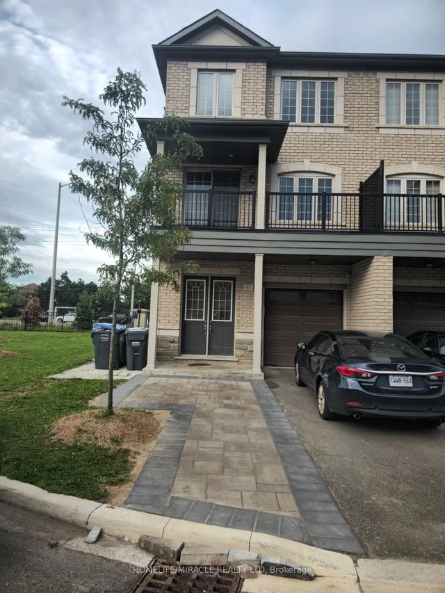 63 Hashmi Place E, Brampton