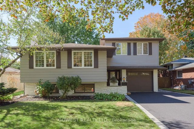 342 Bryant Crescent, Burlington