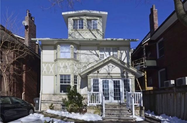255 Indian Road 2nd Floor Unit, Toronto W01