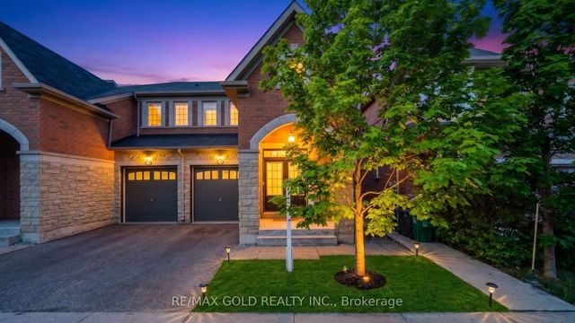 55 Loftsmoor Drive, Brampton
