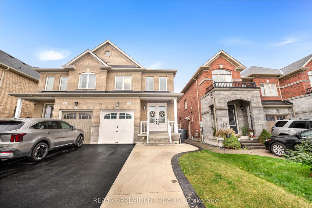 49 Campwood Crescent, Brampton