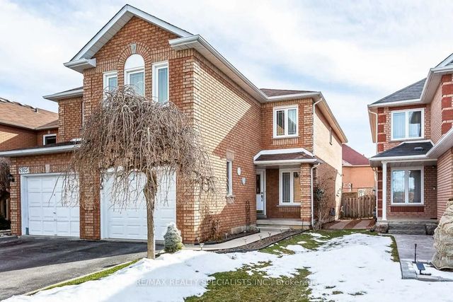 6923 Dillingwood Drive Main & 2nd, Mississauga