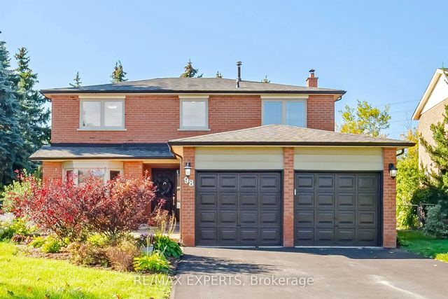 98 De Rose Avenue, Caledon