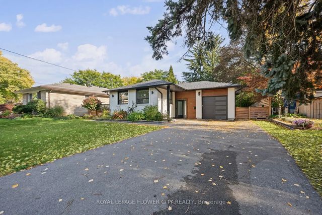 1812 Christopher Road, Mississauga