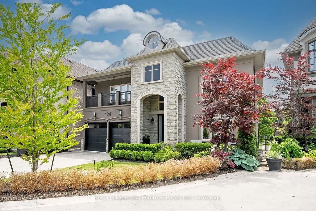 124 Paliser Court, Oakville