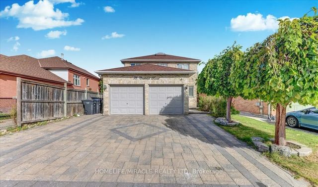 78 Castlehill Road, Brampton