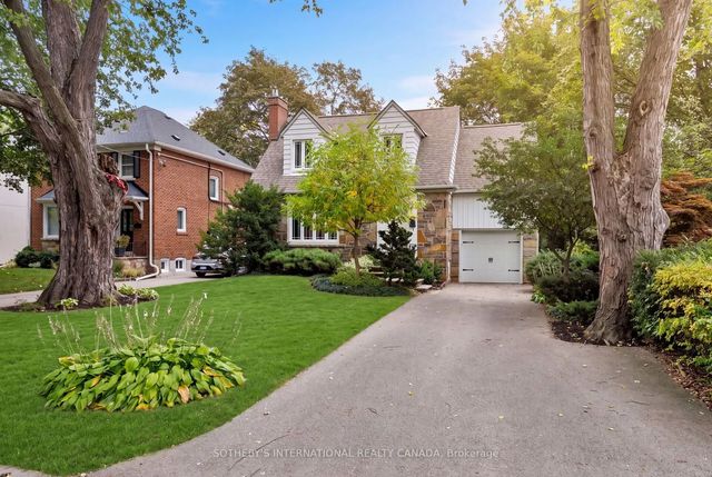 145 Brentwood Road N, Toronto W08