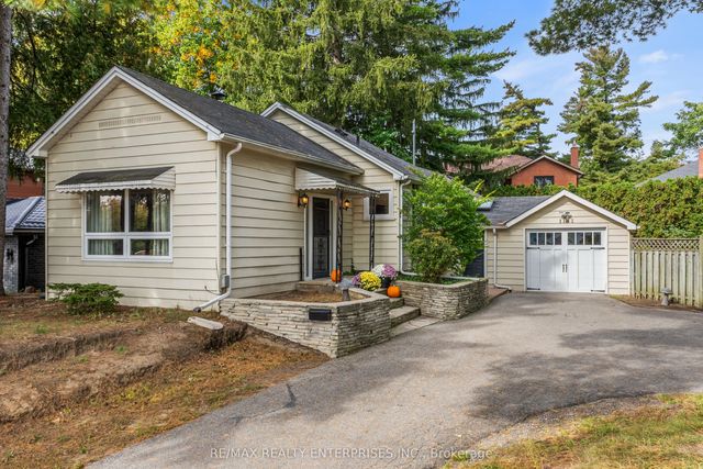 1141 Lakeshore Road W, Mississauga