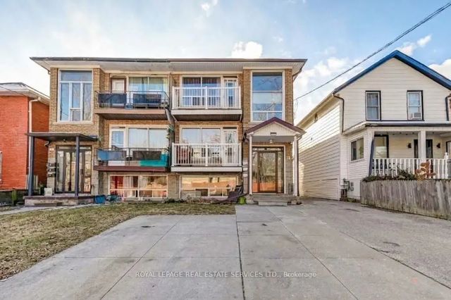 74 Burlington Street 1, Toronto W06